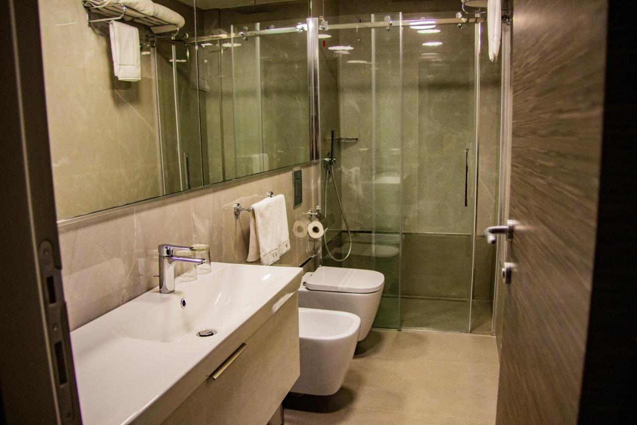 Kairos Resort & Spa Piedimonte San Germano Buitenkant foto